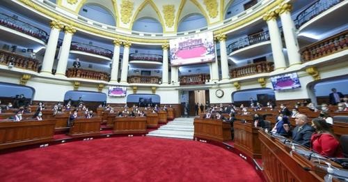  Lista liderada por María del Carmen Alva, de Acción Popular, asume la Mesa Directiva del Congreso