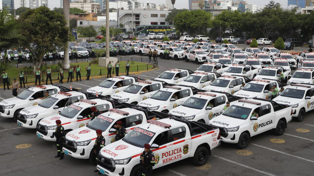  Mininter entrega 268 vehículos a la Policía Nacional para reforzar el patrullaje en 17 regiones